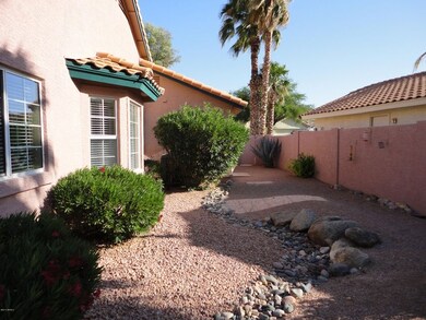 SIDE YARD