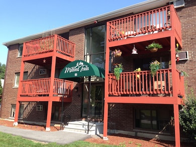 95 Powers St unit 85, Milford, NH 03055 - photo 2