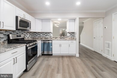 1911 Winslow Ct, Woodbridge, VA 22191 - photo 6