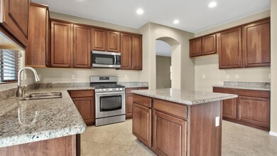 Sparkling kitchen.