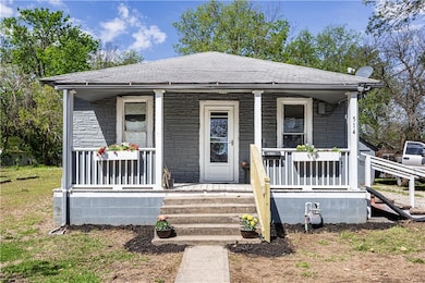 514 S 4th St, Neodesha, KS 66757 - photo 2