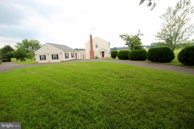 6634 Vint Hill Rd, Warrenton, VA 20187 - photo 2