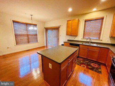 9122 Marlove Oaks Ln, Owings Mills, MD 21117 - photo 6