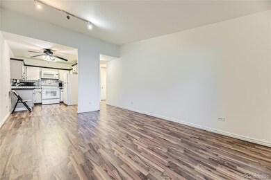 735 S Clinton St unit 5B, Denver, CO 80247 - photo 3