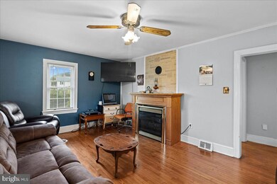 3249 Stonewall Jackson Hwy, Bentonville, VA 22610 - photo 4