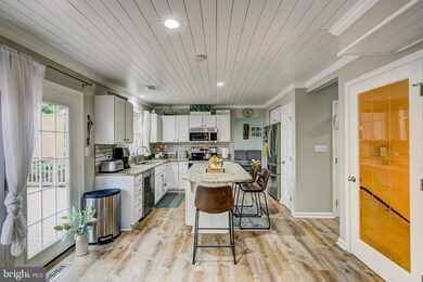 8332 Harrison Blvd, Chesapeake Beach, MD 20732 - photo 3