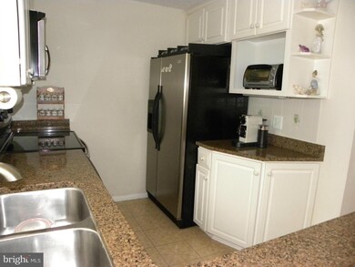 8617 Spring Creek Ct, Springfield, VA 22153 - photo 7