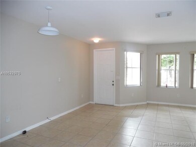 Foyer / Living Room