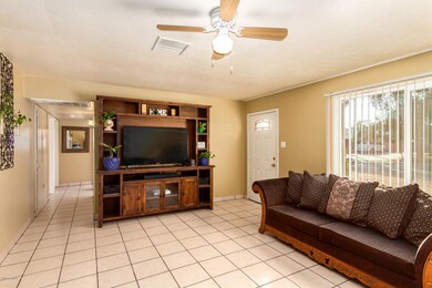 4427 N 48th Ave, Phoenix, AZ 85031 - photo 5