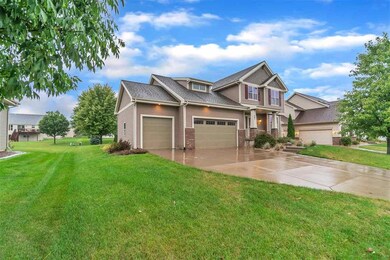 381 Liberty Park Dr, Oregon, WI 53575 - photo 3