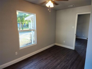 201 Russell St unit C, Fort Worth, TX 76108 - photo 5