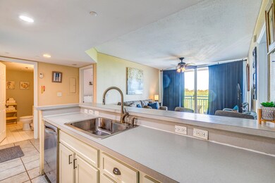 11 3655 Seaside Drive 327