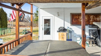 589 College St, Lewiston, ME 04240 - photo 4