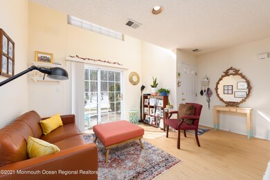 45 Phoenix Ct, Tinton Falls, NJ 07712 - photo 5