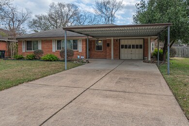 2111 Libbey Dr, Houston, TX 77018 - photo 2