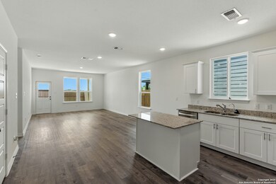 304 Ln, Seguin, TX 78155 - photo 7