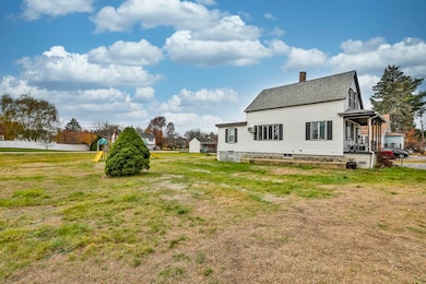 61 Thornton Ave, Methuen, MA 01844 - photo 3