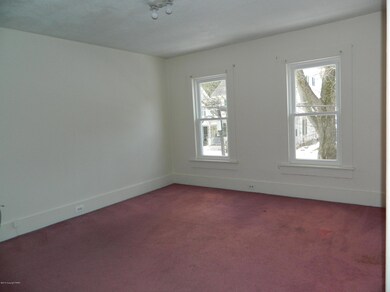711 Scott St, Stroudsburg, PA 18360 - photo 6