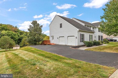 23 Twin Creeks Dr, Thornton, PA 19373 - photo 3