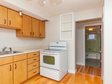 859 Broadway unit 10, Everett, MA 02149 - photo 5