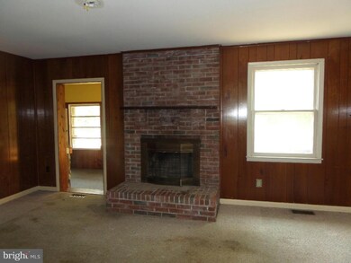 1019 Potomac Dr, Stafford, VA 22554 - photo 7