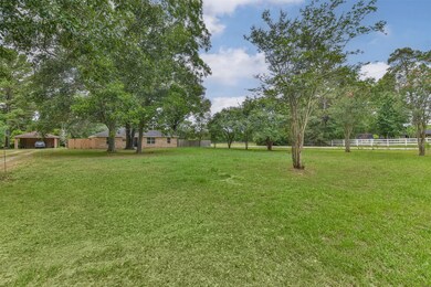 27219 Apache Trail, Magnolia, TX 77354 - photo 2