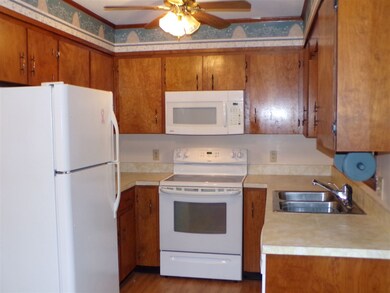 51 Ledgewood Rd, Claremont, NH 03743 - photo 5