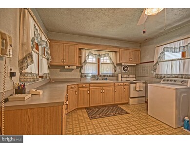 413 Cook Ave, Paulsboro, NJ 08066 - photo 5