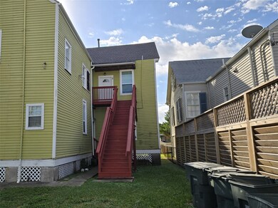 1614 Market St unit 4, Galveston, TX 77550 - photo 3