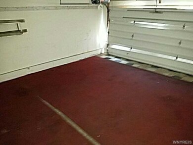 Garage.