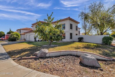 1-web-or-mls-5633-w-bloomfield-rd