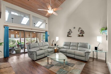 19 Balmoral Dr_20230208_044