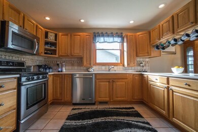 1707 N Crest View Dr, La Porte, IN 46350 - photo 4