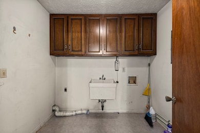 Large Laundry Room