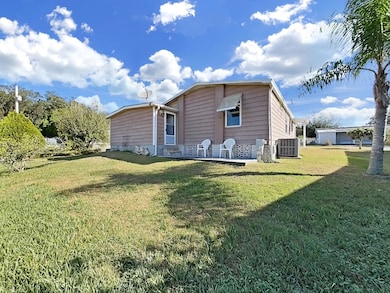 1758 Fox Hill Dr, Lakeland, FL 33810 - photo 3