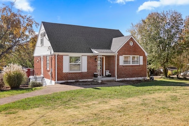 616 Vinson Dr, Nashville, TN 37217 - photo 2