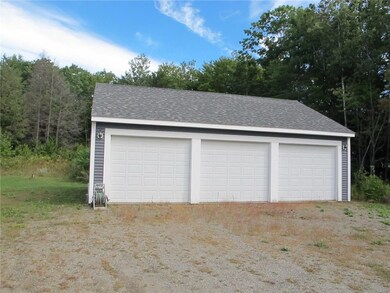 3 Car garage