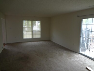 105 Mohican Dr, Galloway, NJ 08205 - photo 2