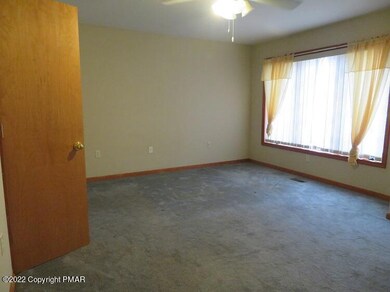 151 Willow Dr, Hawley, PA 18428 - photo 6