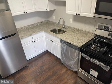 6011 Emerson St unit 609, Bladensburg, MD 20710 - photo 6