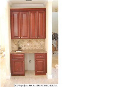 22 Cheshire Place, Staten Island, NY 10301 - photo 6