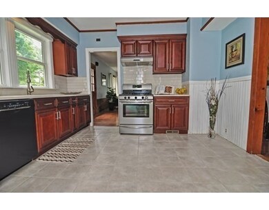 12 Winchester St, Southborough, MA 01772 - photo 4