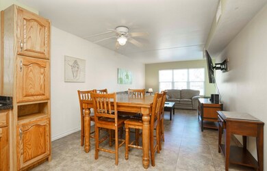 Easy flow dinning to living room