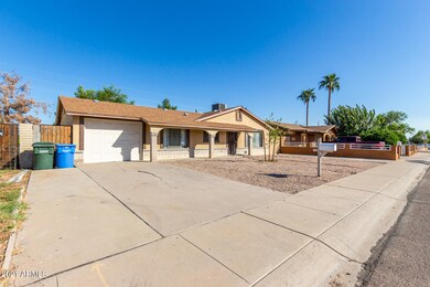 2027 N 51st Dr, Phoenix, AZ 85035 - photo 6