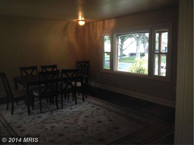 12419 Kemmerton Ln, Bowie, MD 20715 - photo 4