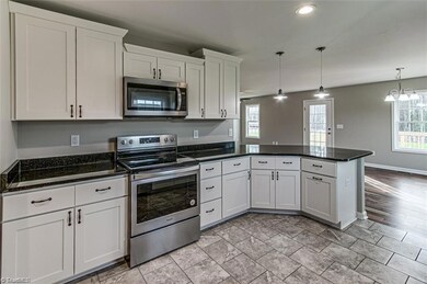 1726 Ashbrook View Ln, Asheboro, NC 27205 - photo 3