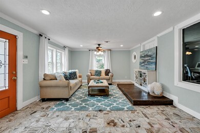 416 Sue St, Houston, TX 77009 - photo 2