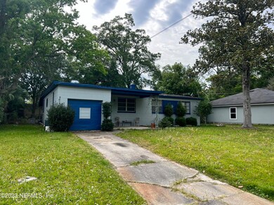 5132 Dugdale Rd, Jacksonville, FL 32210 - photo 2