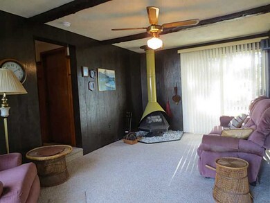 10 Oakhurst Dr, Greenville, RI 02828 - photo 3