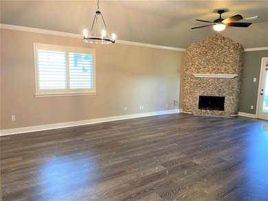 Plantation shutters and laminate flooring in main